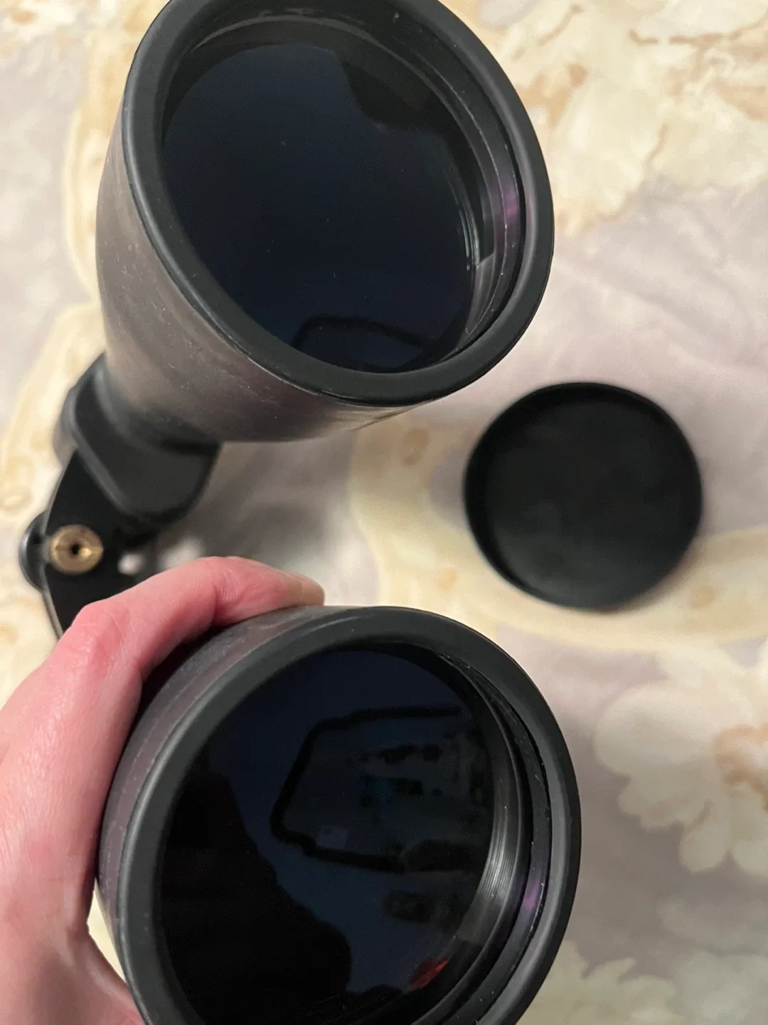 Celestron 20-100x70 Zoom Binoculars image indicator(6)