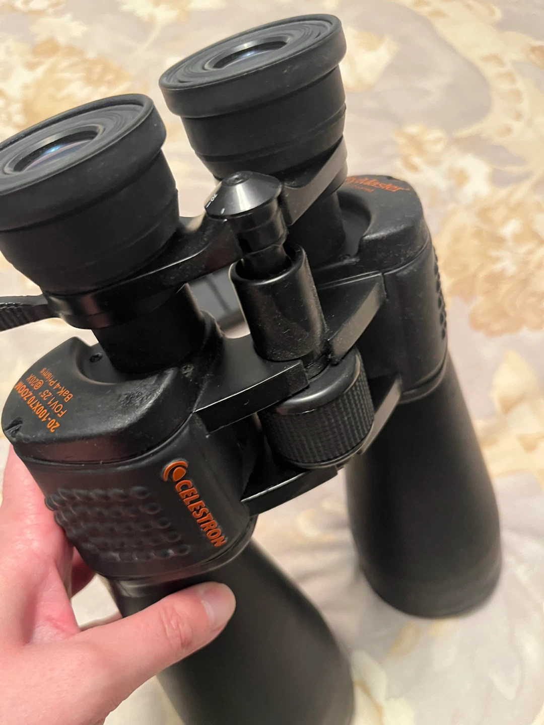 Celestron 20-100x70 Zoom Binoculars - photo 4