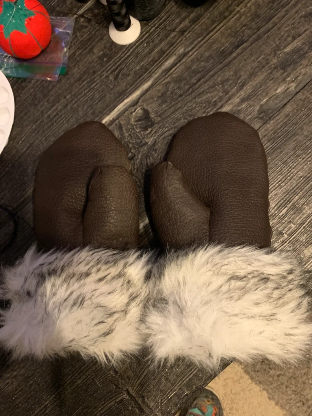 New handmade cowhide women’s Large gloves image indicator(2)