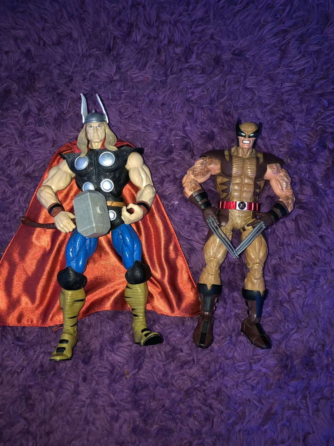 Marvel legends Icon Wolverine & Thor Figures thumbnail