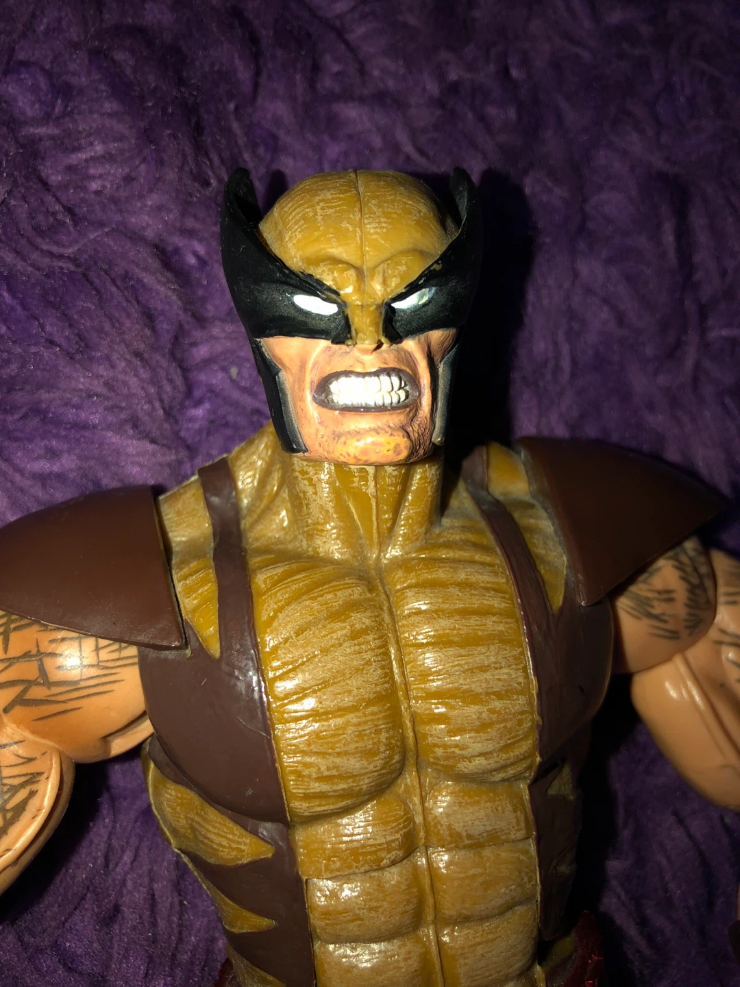 Marvel legends Icon Wolverine & Thor Figures - photo 5