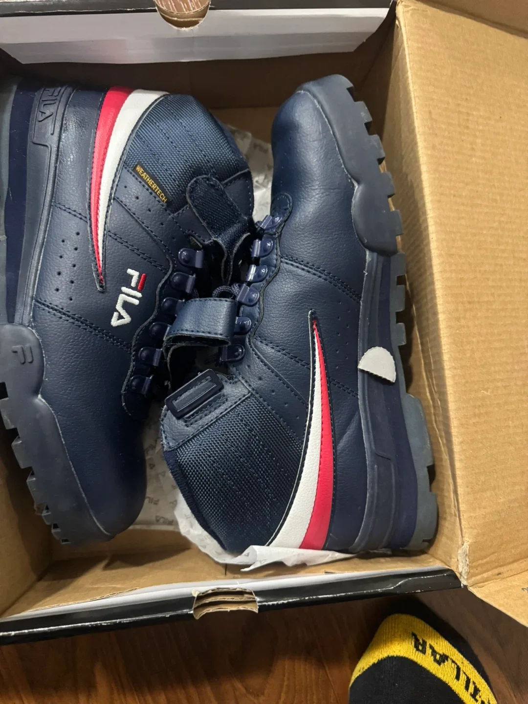 Fila F-13 Weather Tech Shoes, Size 9.5 US image indicator(2)