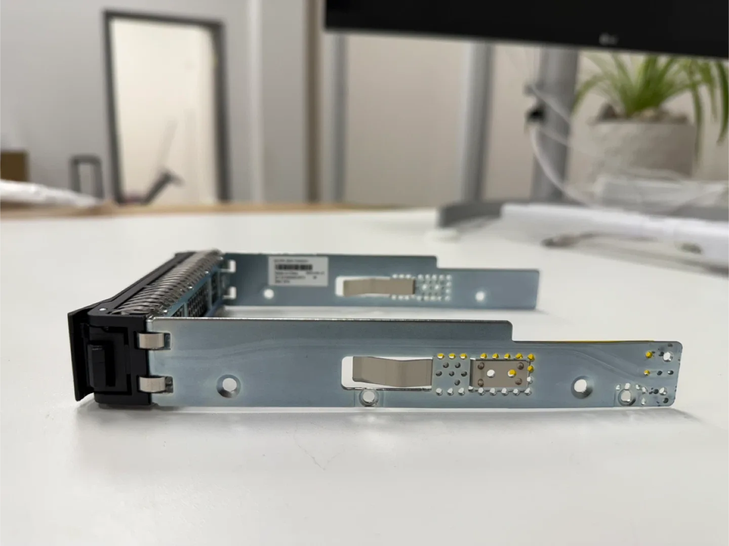 Lenovo Server Hard Drive Caddy 3.5 inch drive image indicator(4)