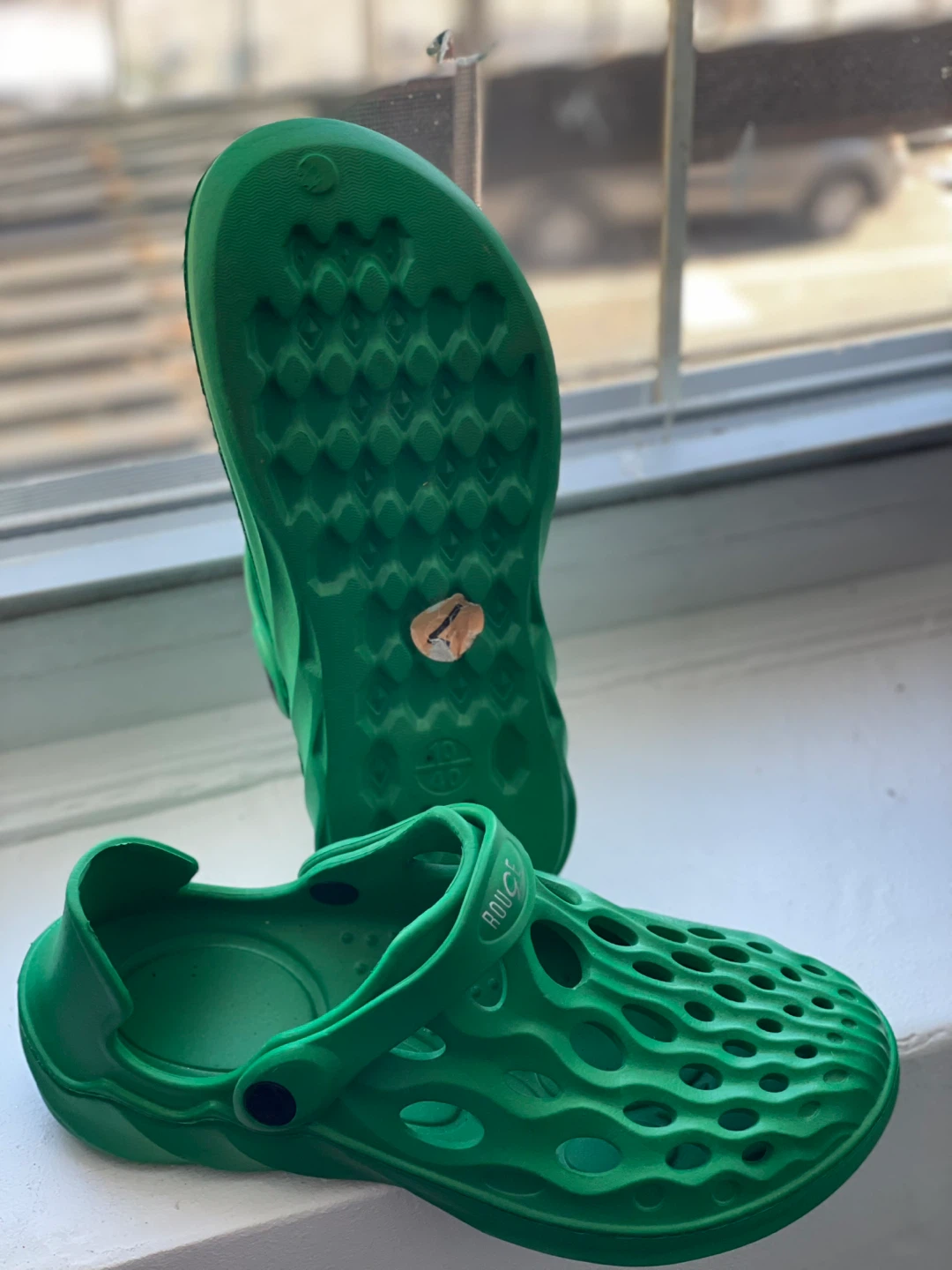ROOCS Green Clogs