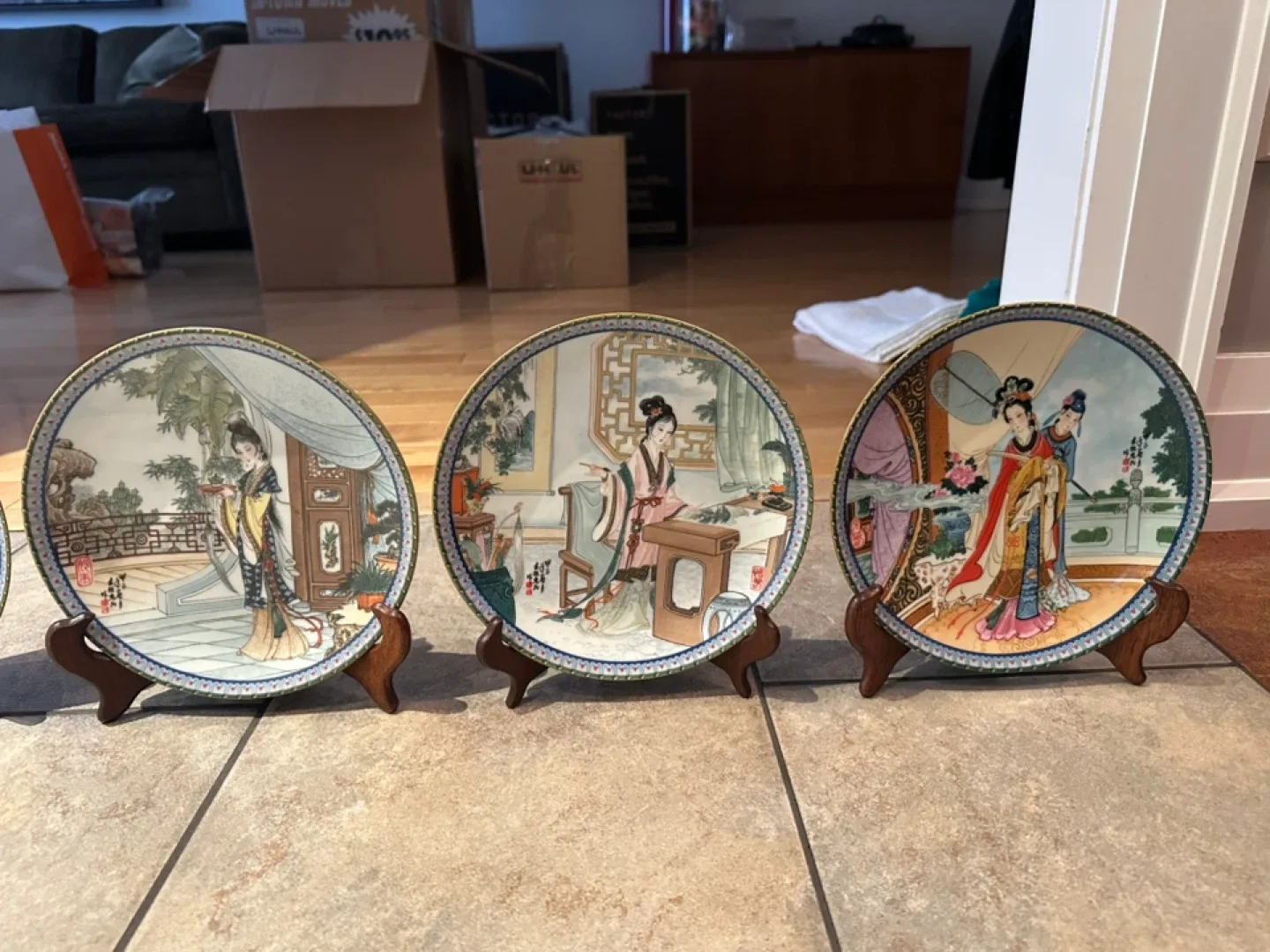 Chinese Imperial Vintage Plates - Jingdezhen Porcelain image indicator(8)
