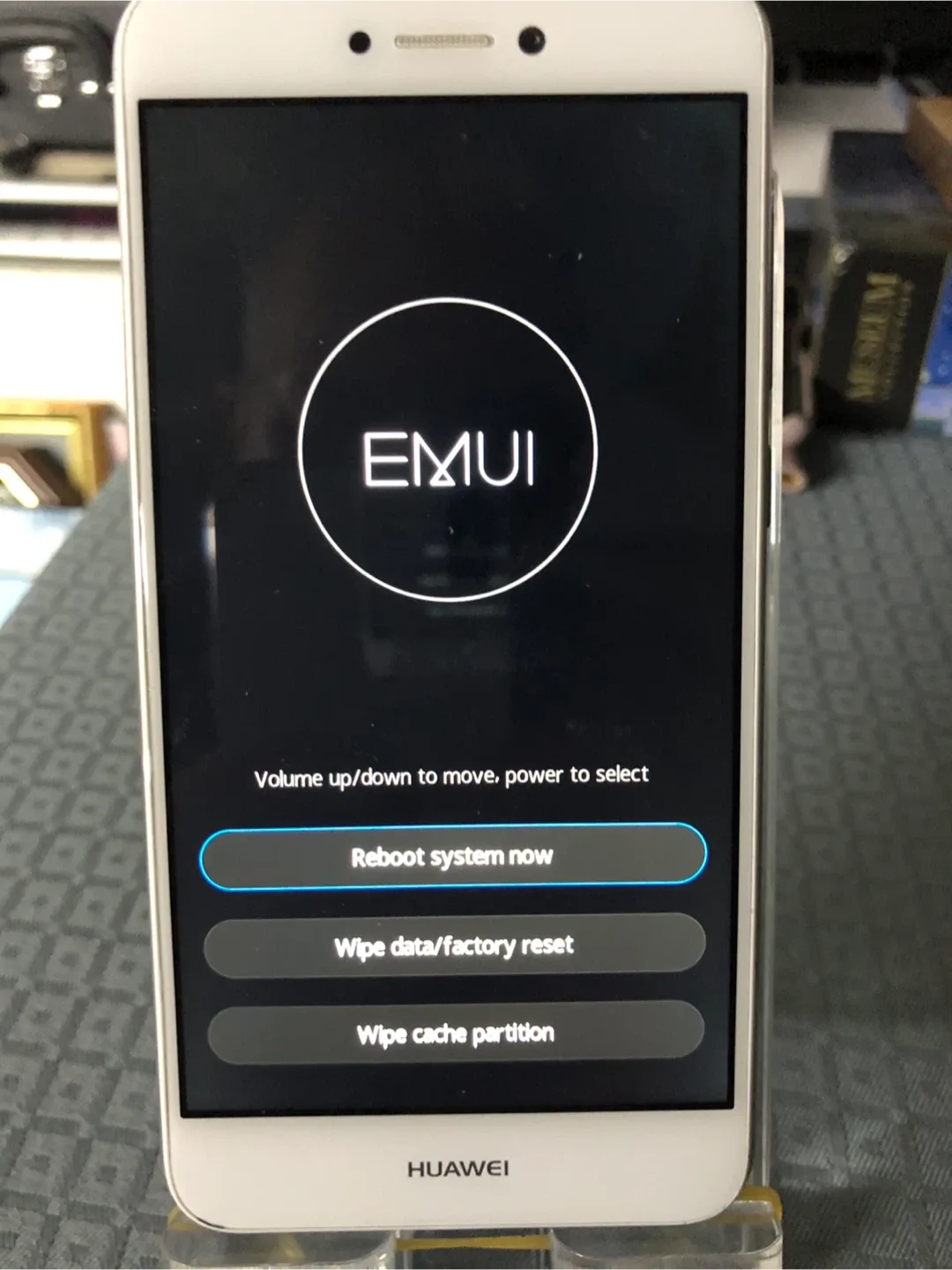 Huawei P8 Lite 2017 - PRA-LX1 thumbnail