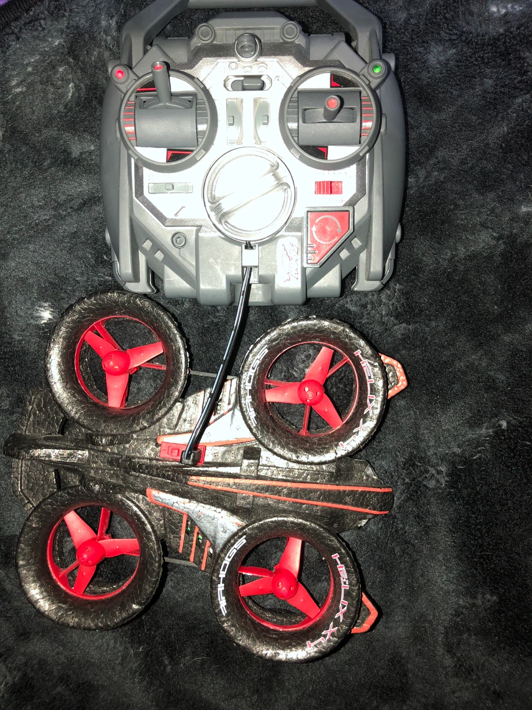 Air Hogs Helix X4 Stunt RC - photo 4