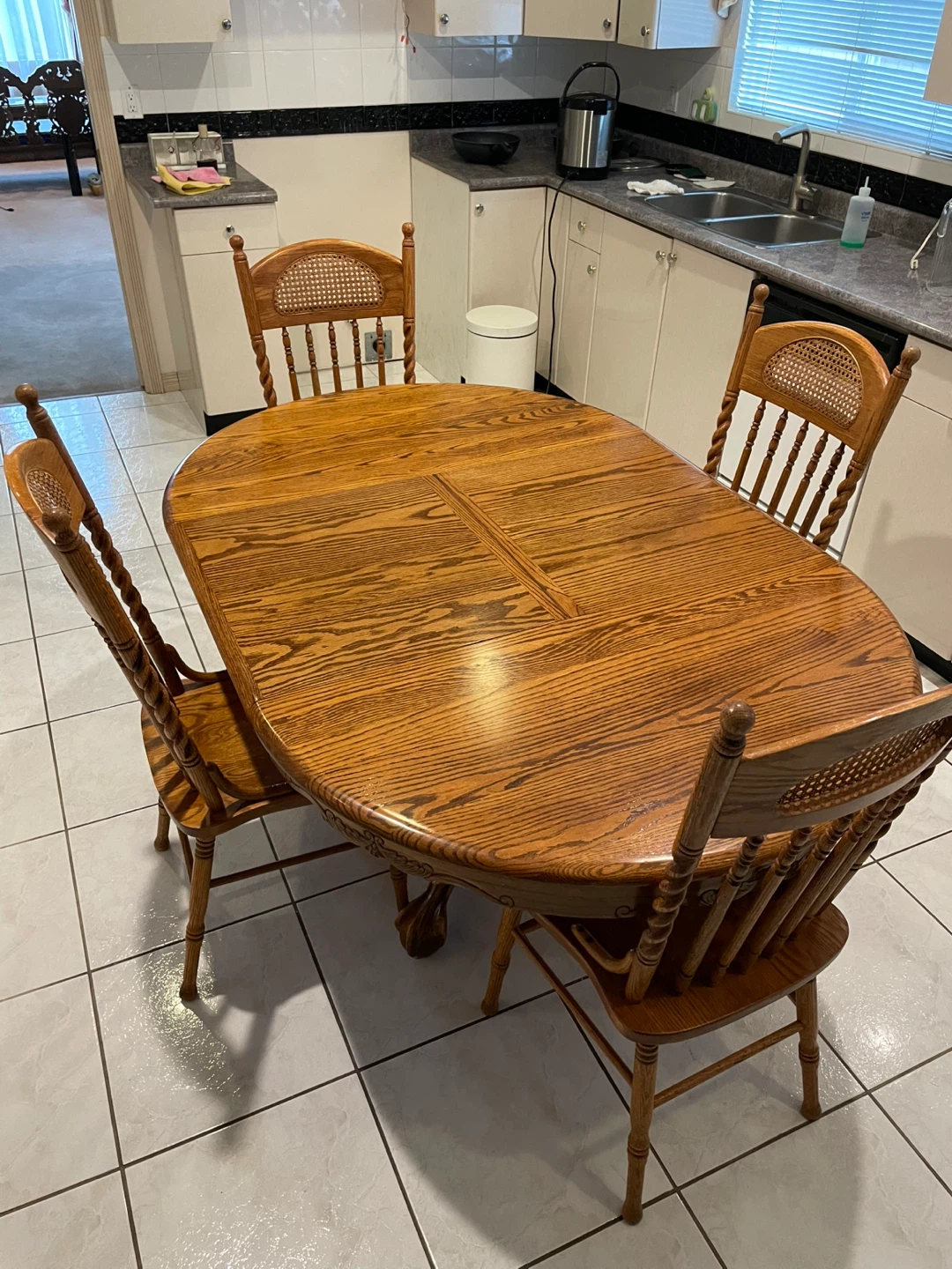 Oak Dining Table with 4 Chairs - extendable - photo 2