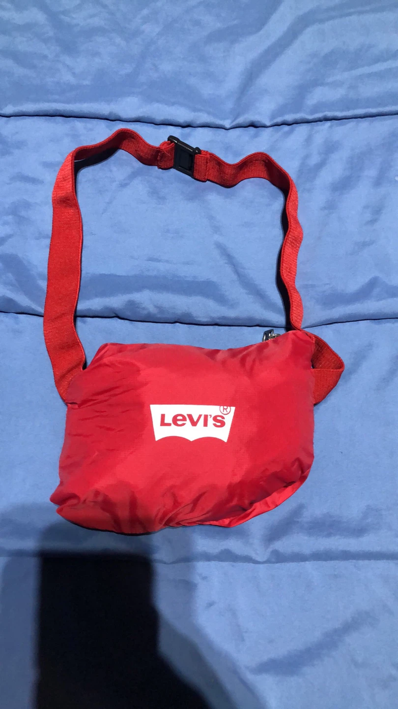 Levi's Red Packable Water Resistant Jacket - photo 3