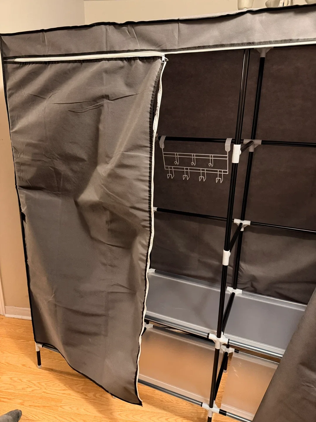 Portable Wardrobe Closet with Shelves image indicator(2)