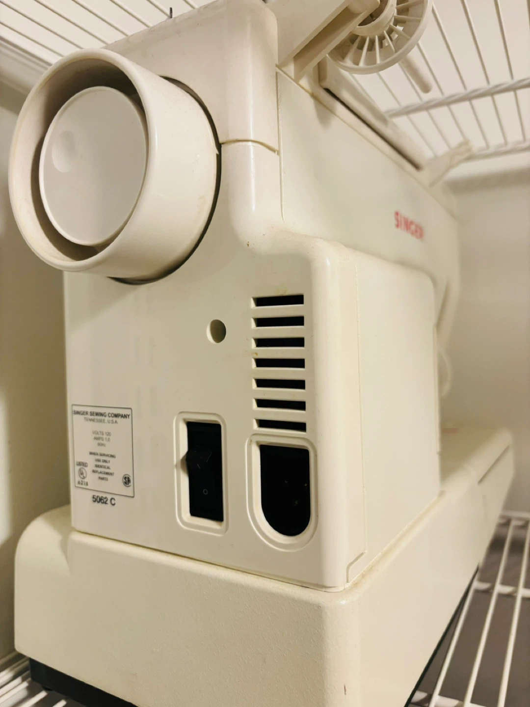 Singer Sewing Machine Model 5062C - photo 4