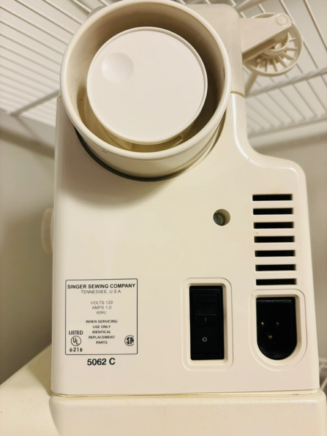 Singer Sewing Machine Model 5062C - photo 3