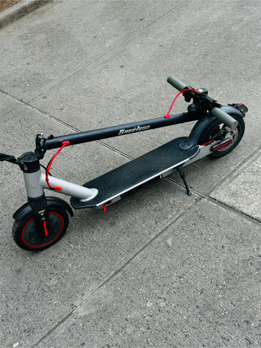 GreeVego Electric Scooter - photo 2