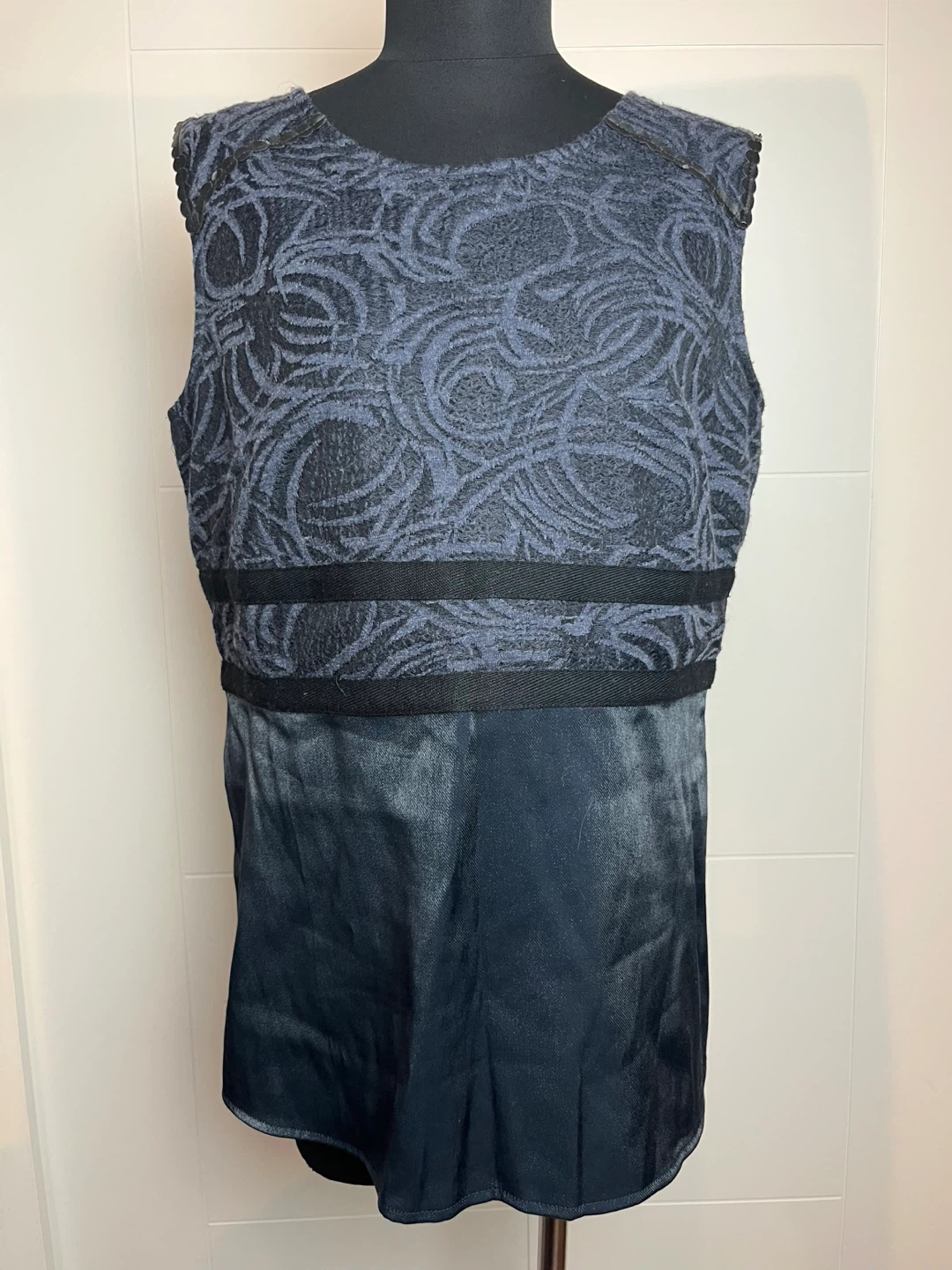 Simply Vera Vera Wang Sleeveless Top