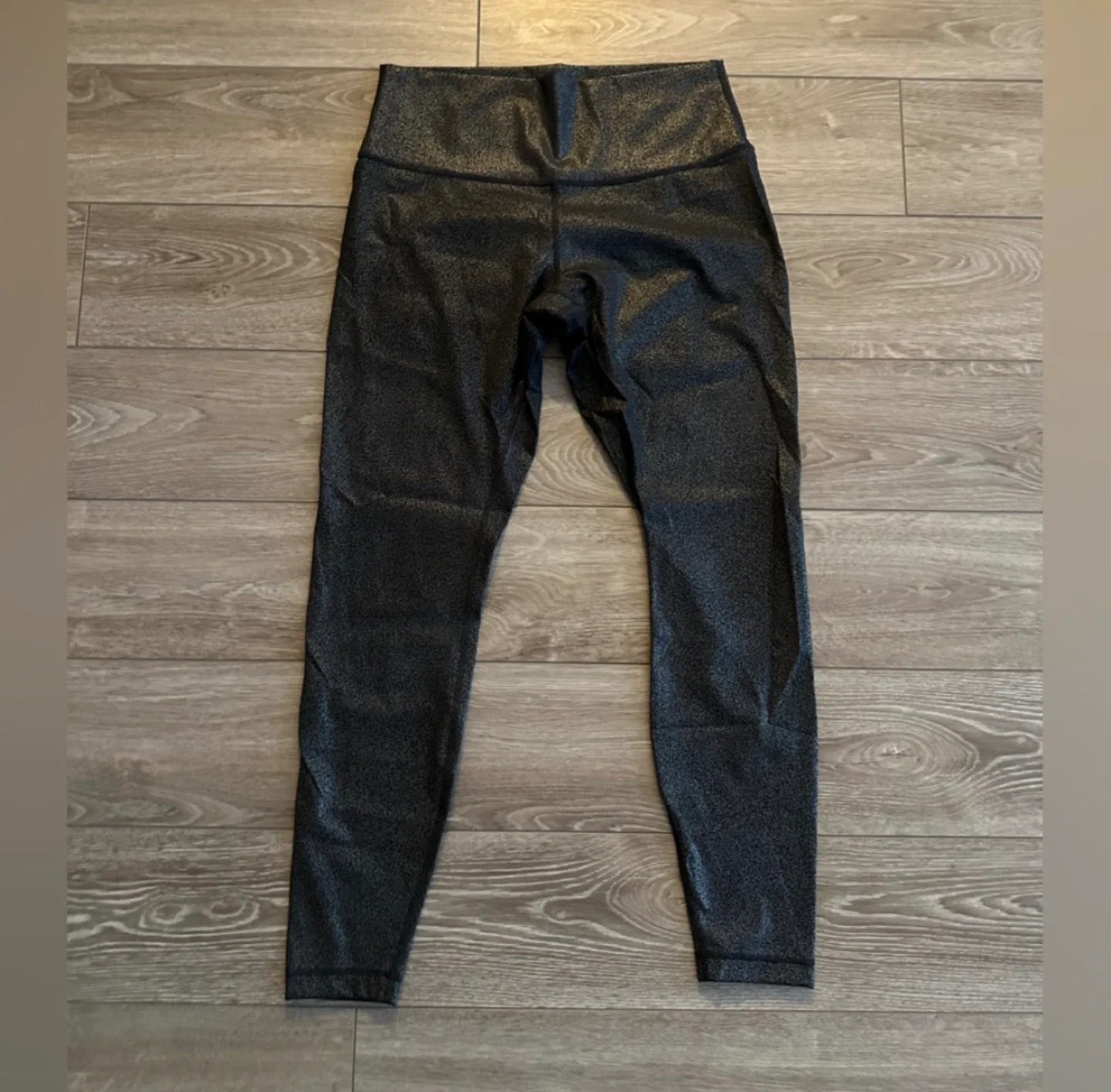 Lululemon Wunder Train High-Rise Tight 25" in Black Foil image indicator(5)