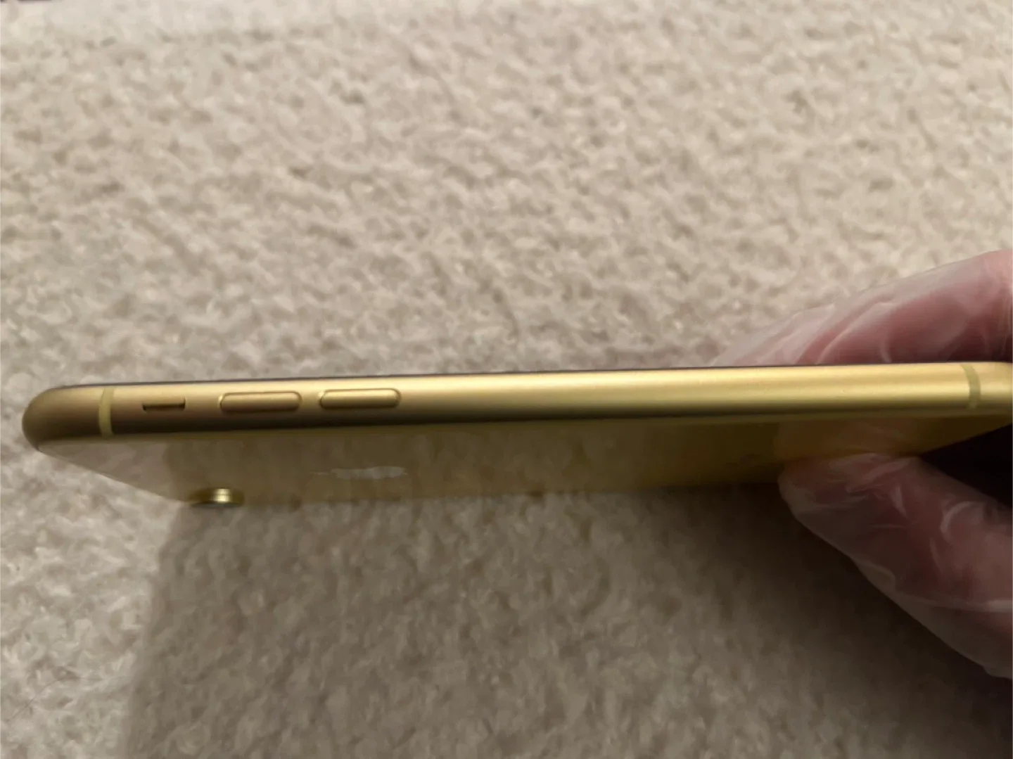 Rare Yellow iPhone XR 64GB image indicator(6)