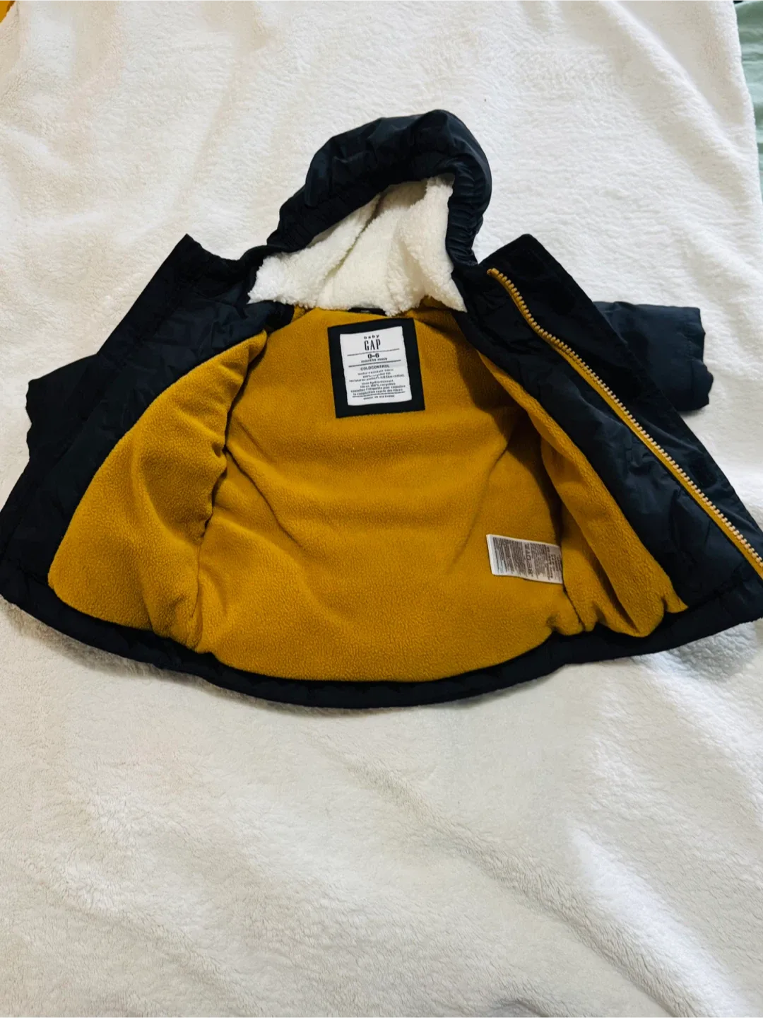 GAP Kids Black Winter Jacket image indicator(2)