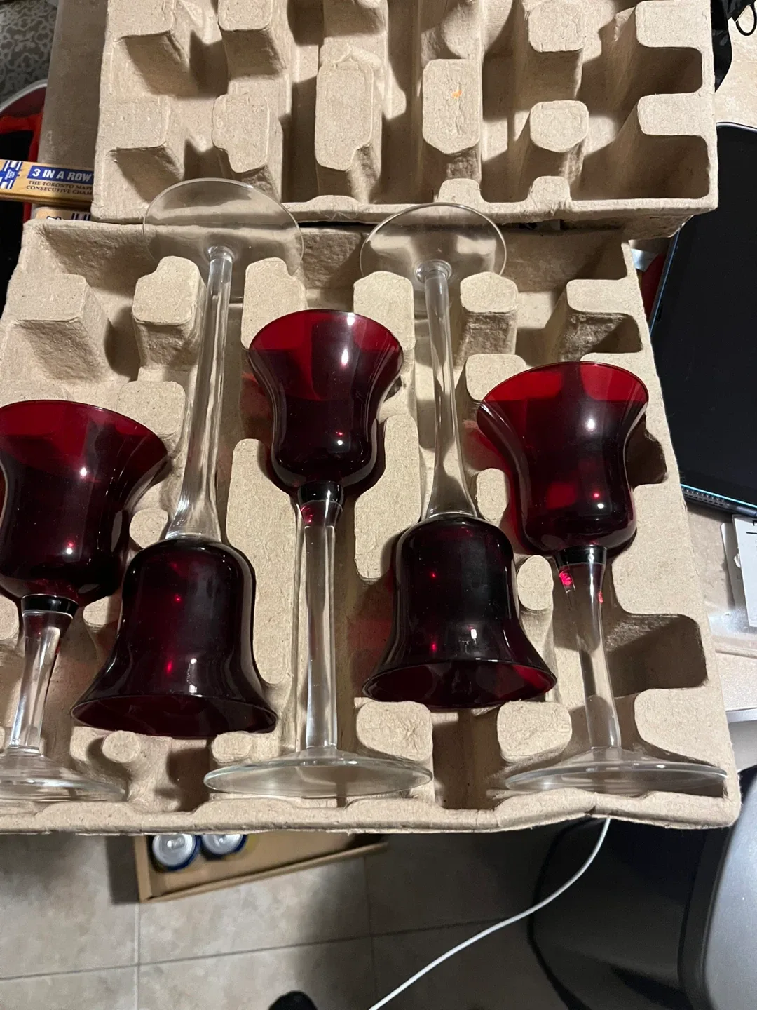 Red Glass Candle Holders - Set of 5 image indicator(3)
