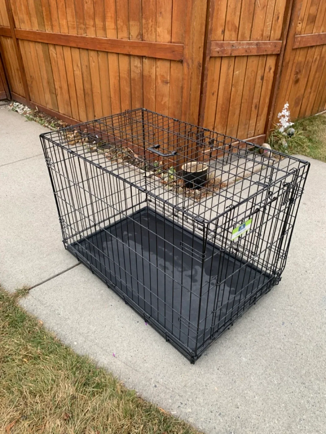 Black Wire Dog Crate - pet cage / dogs kennel image indicator(6)