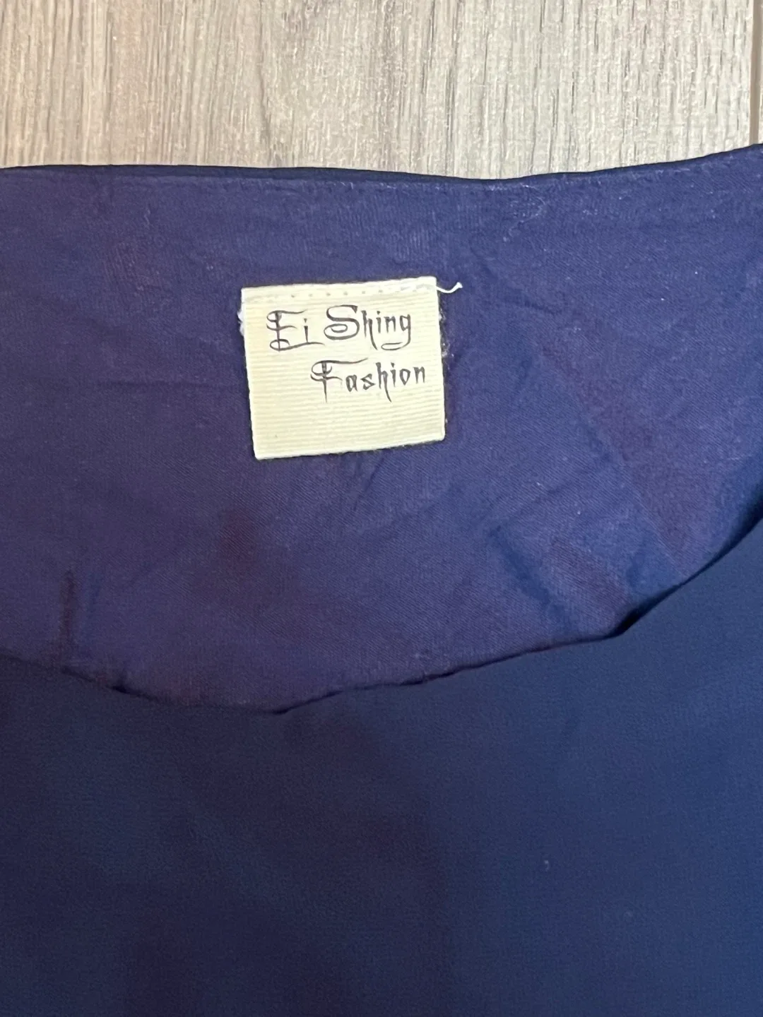 Ei Shing Fashion Navy Blue Blouse Size M image indicator(4)