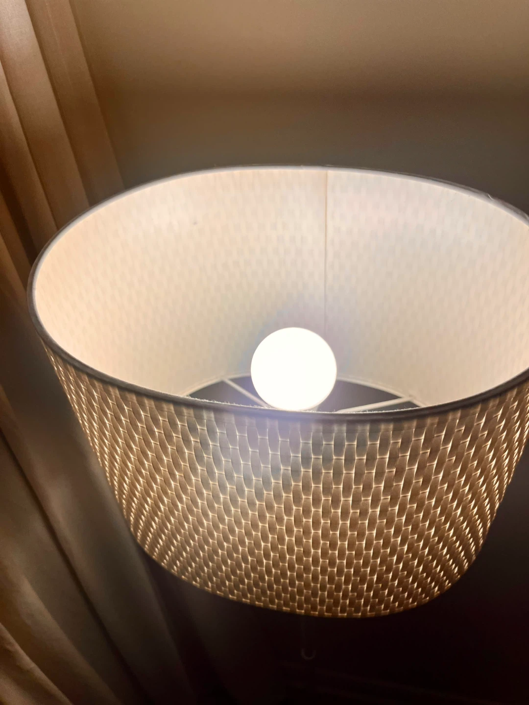 🚚 📦 Floor Lamp with Woven Shade - photo 3