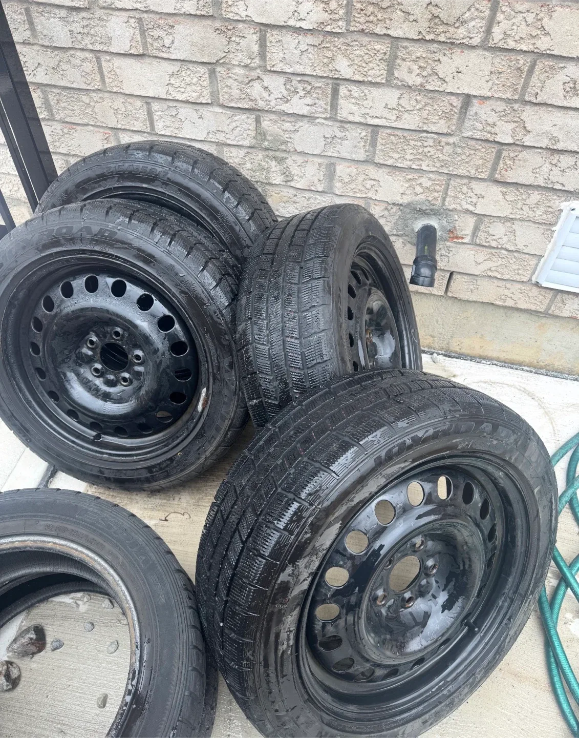 Set of 4 Winter Tires 215/55R17