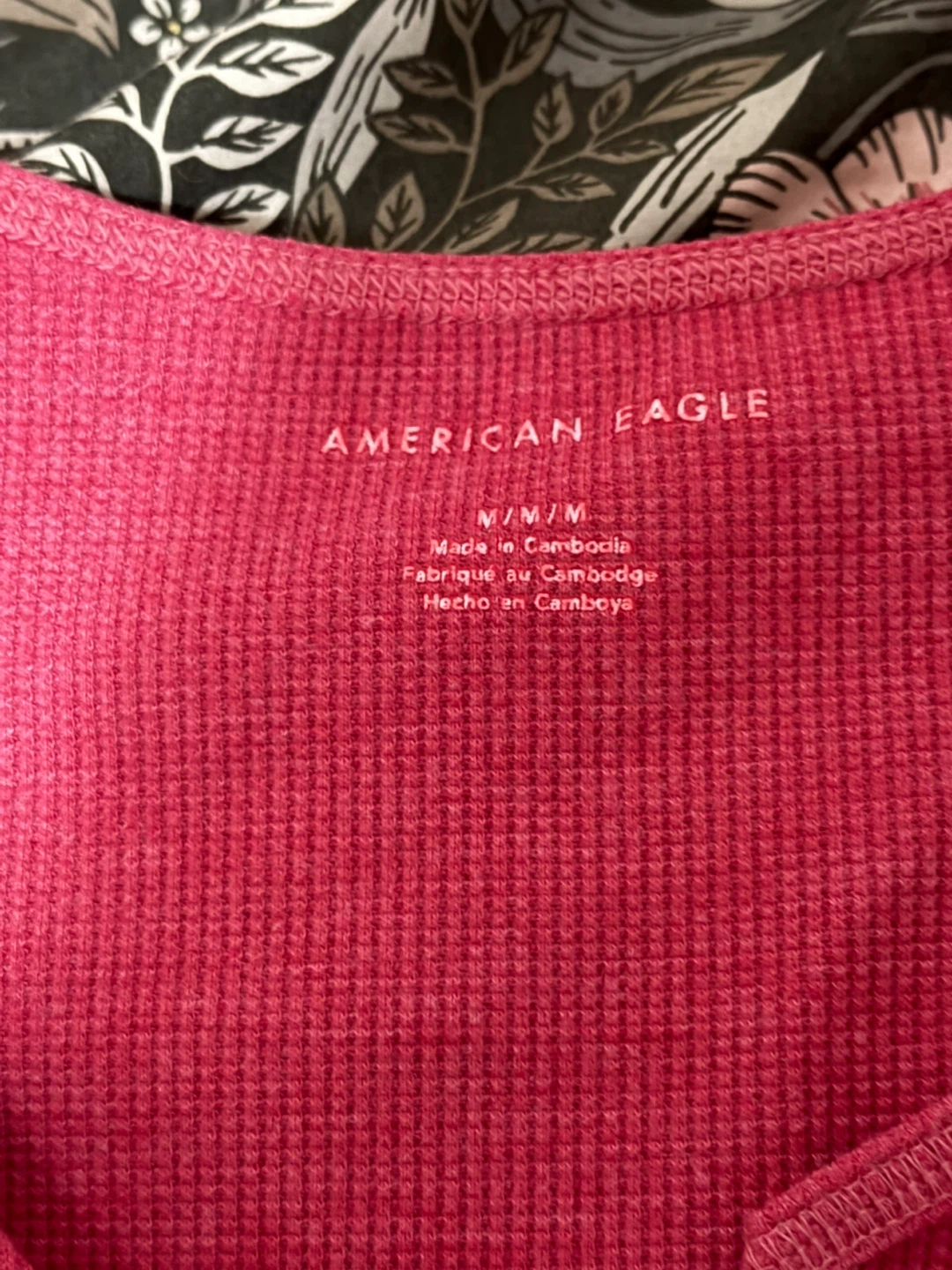 American Eagle Red Pink Long Sleeve - Size M - photo 3