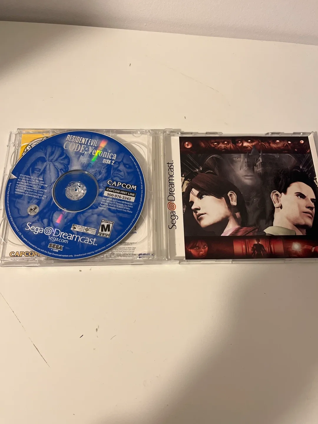 Resident Evil Code: Veronica (Sega Dreamcast) image indicator(4)