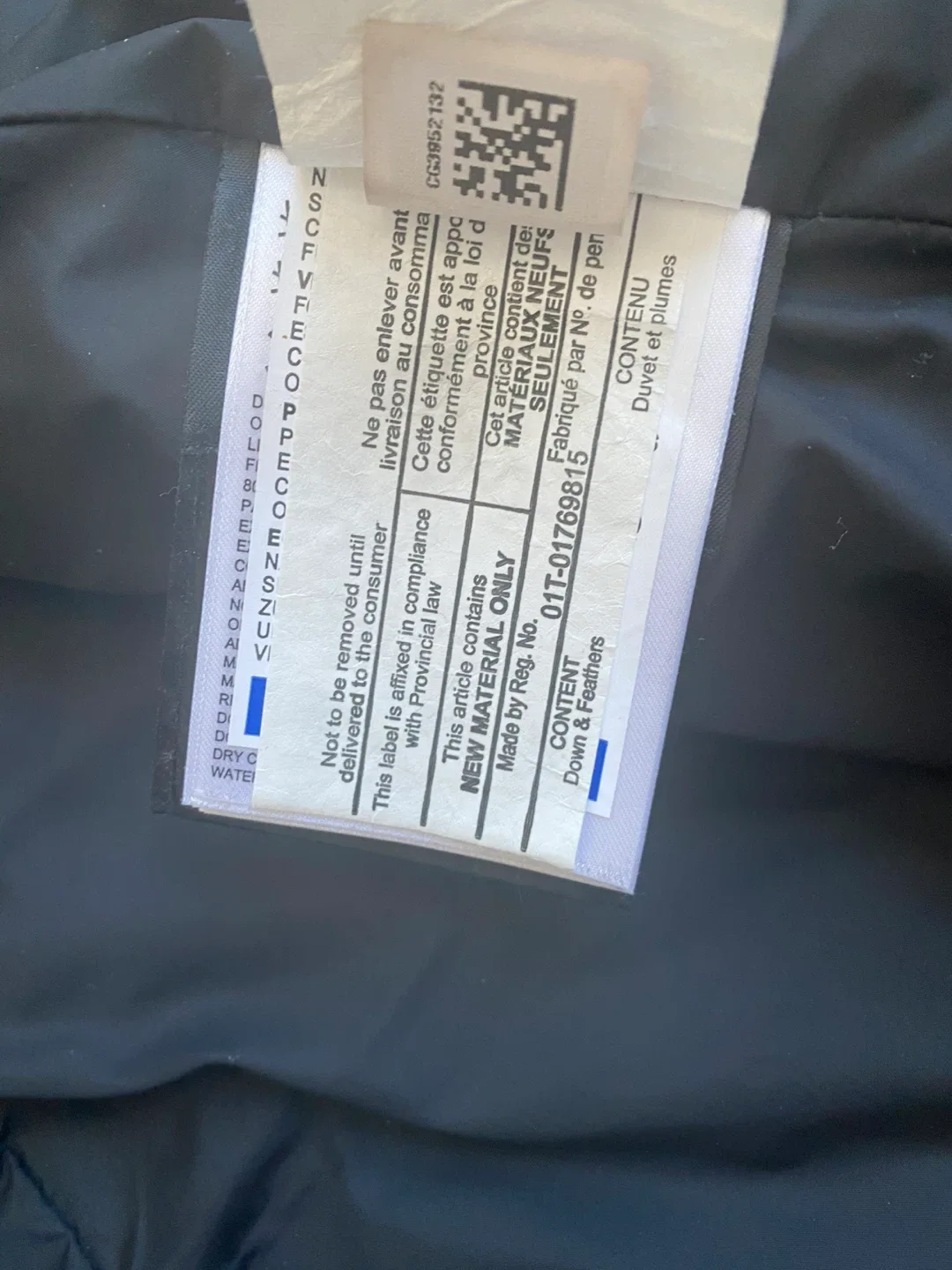 Canada Goose Navy Down Parka - Size M image indicator(5)