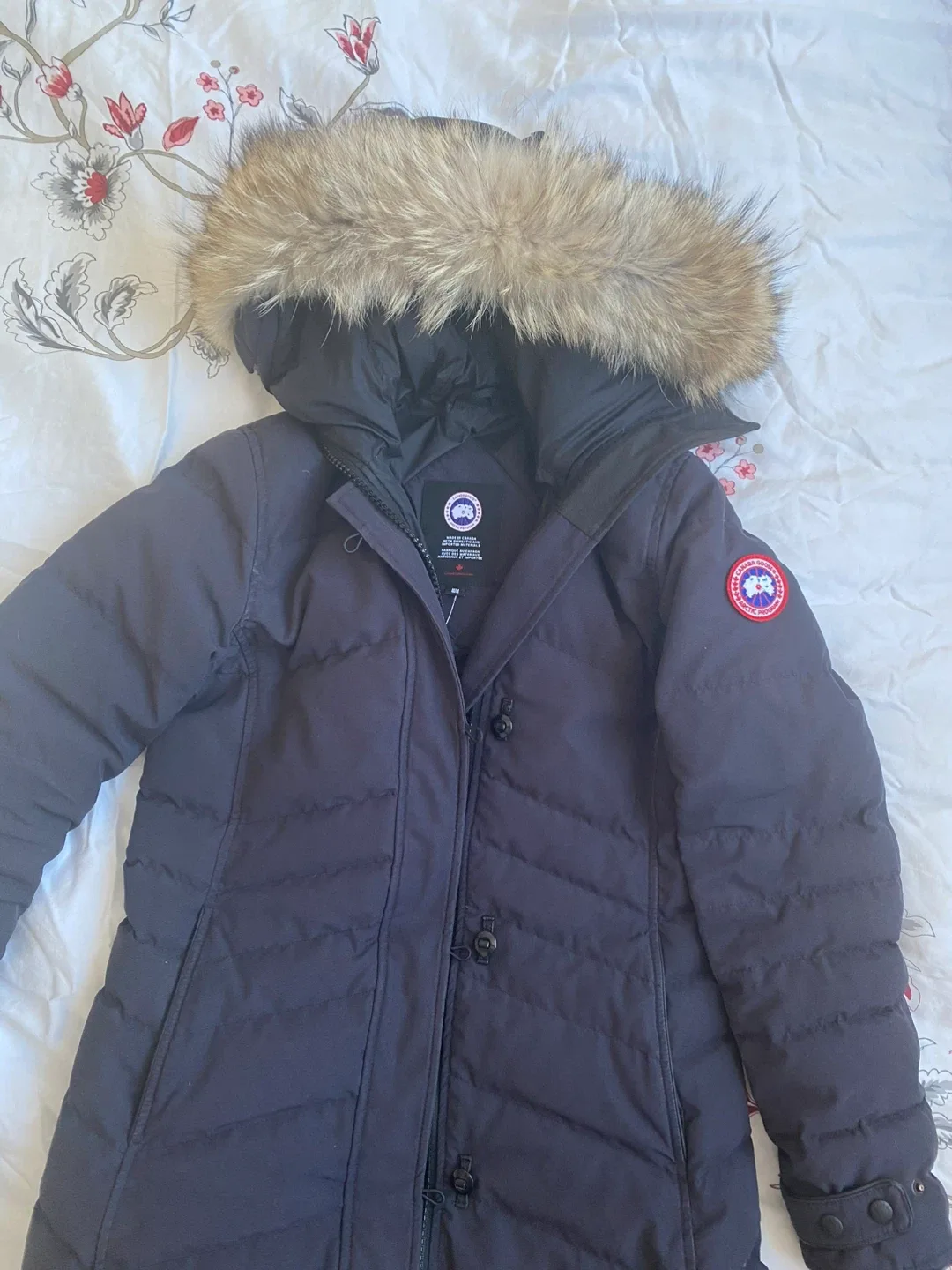 Canada Goose Navy Down Parka - Size M image indicator(7)