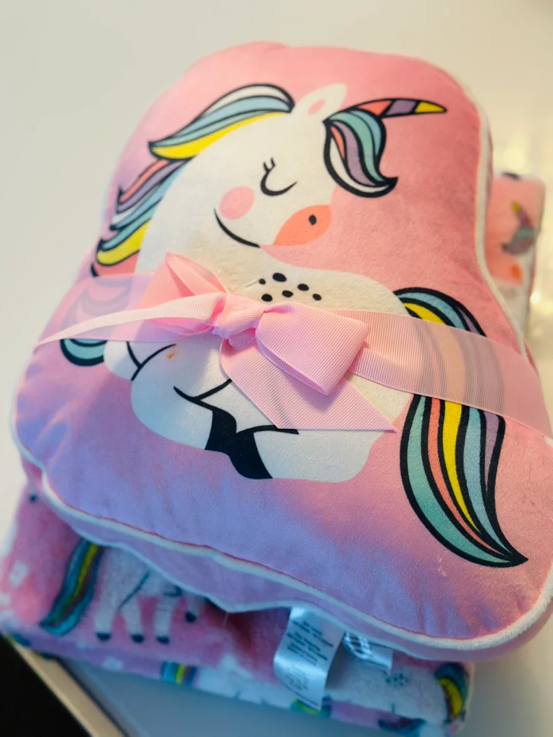 Unicorn Cushion and Plush Throw Set - New!