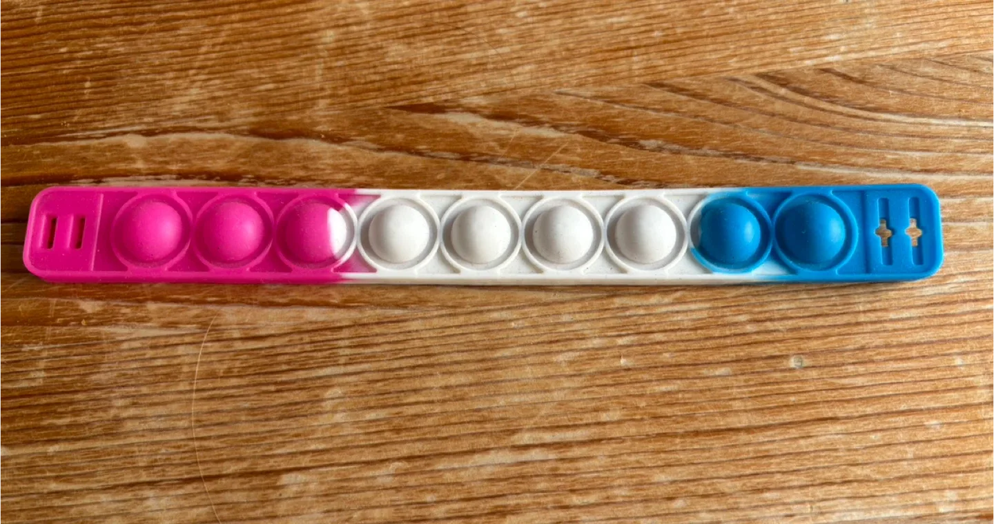 🥕Pink, White & Blue Pop It! Bracelet