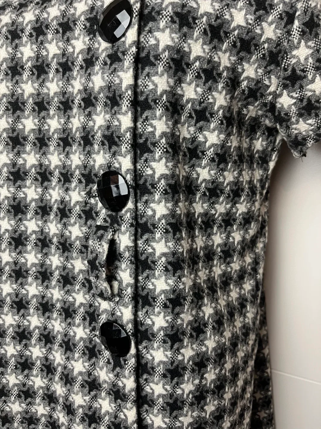 Houndstooth Short Sleeve Jacket image indicator(3)