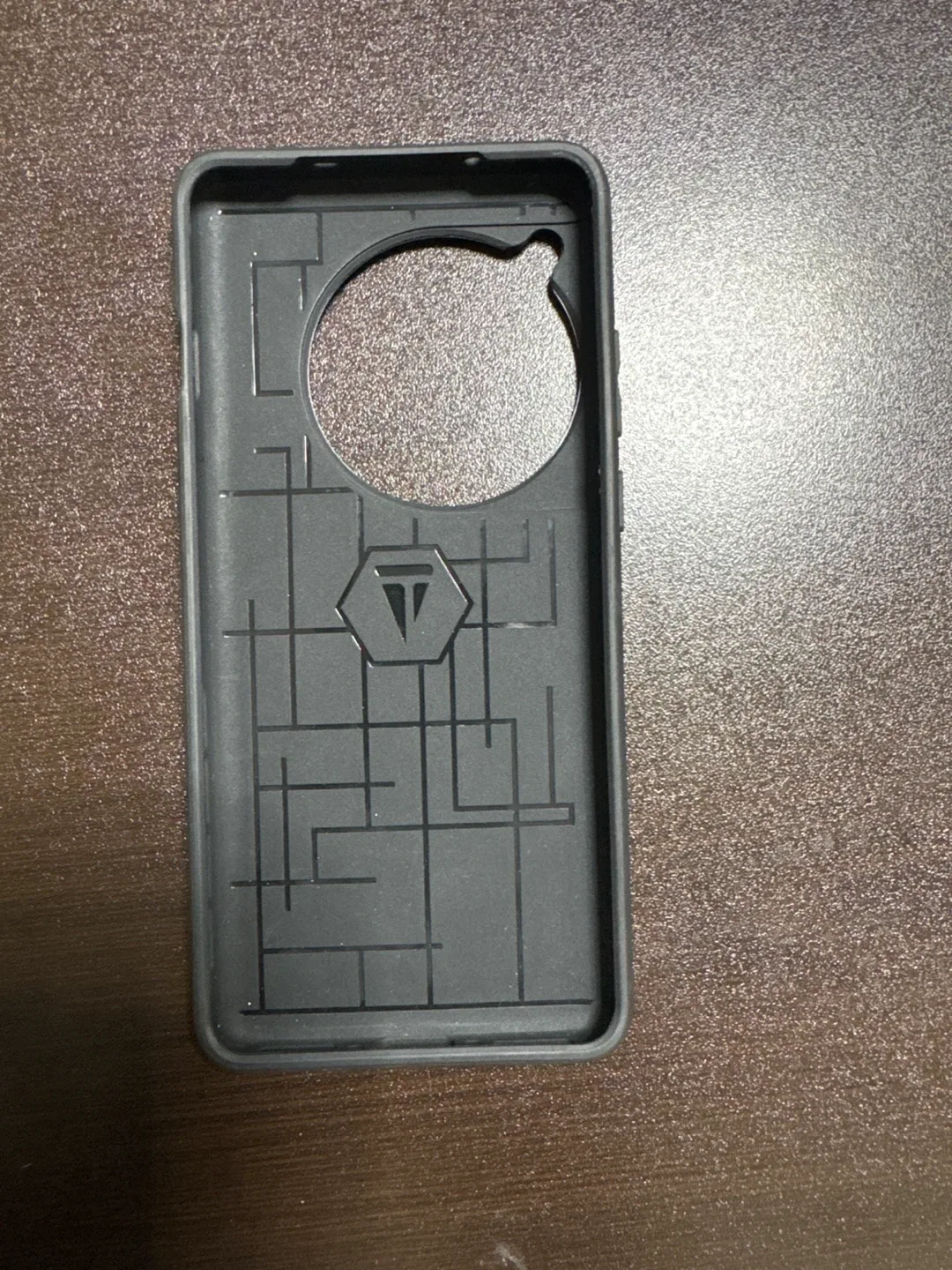 OnePlus 12 with Screen Protectors & Cases image indicator(6)