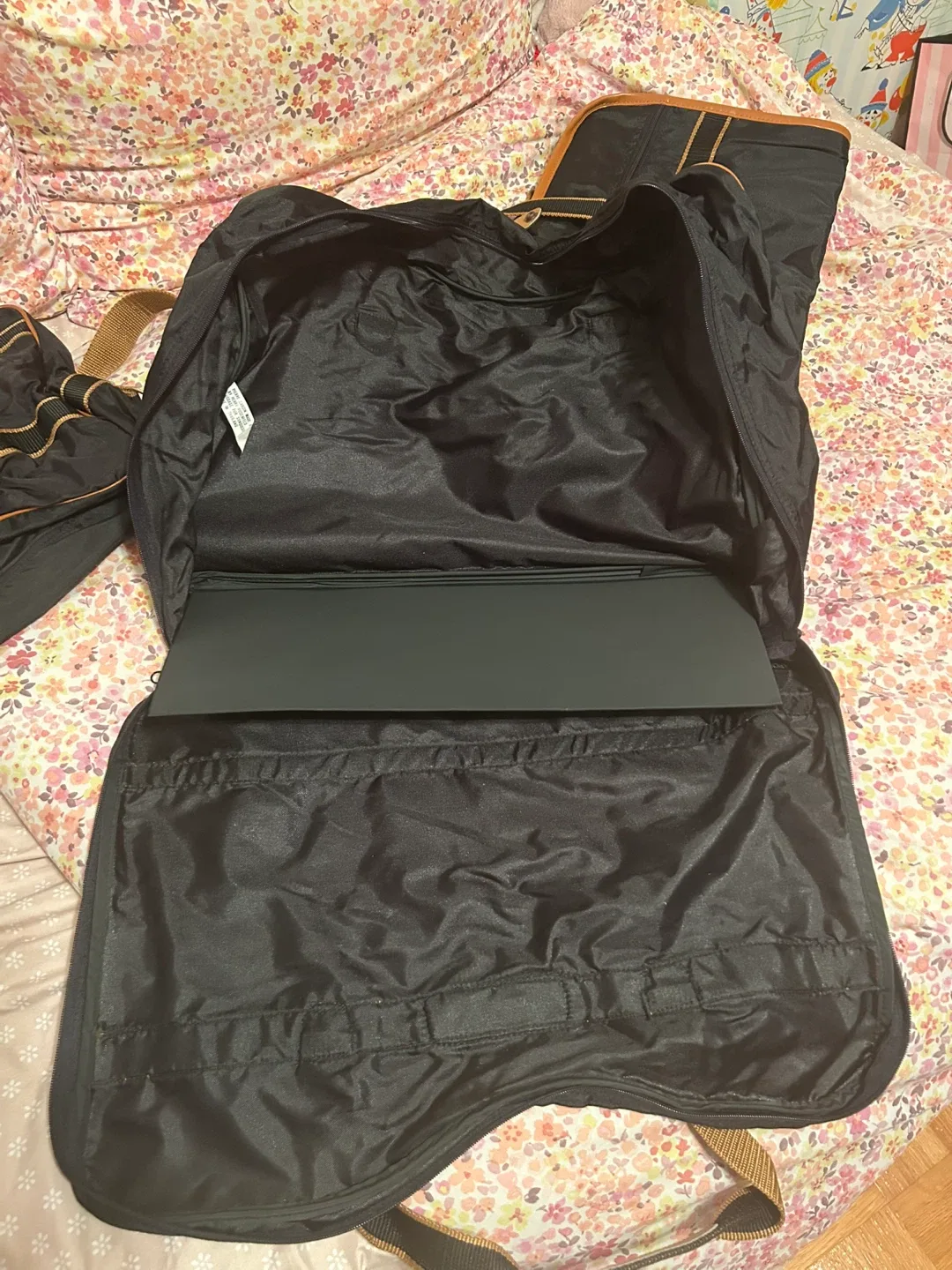 Pierre Cardin Packing & Garment Bag Set - Black image indicator(10)