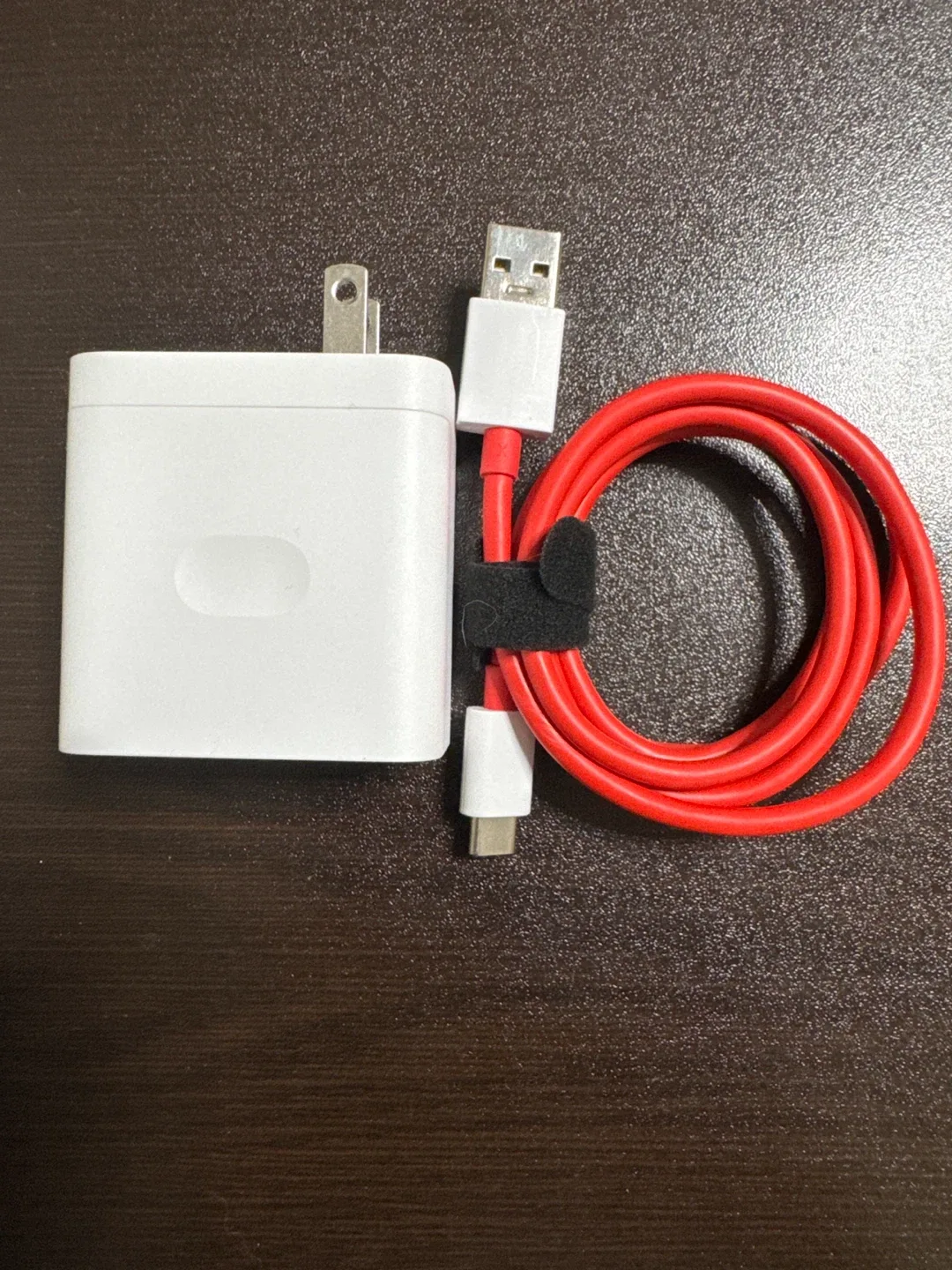 OnePlus 12 with Screen Protectors & Cases image indicator(9)