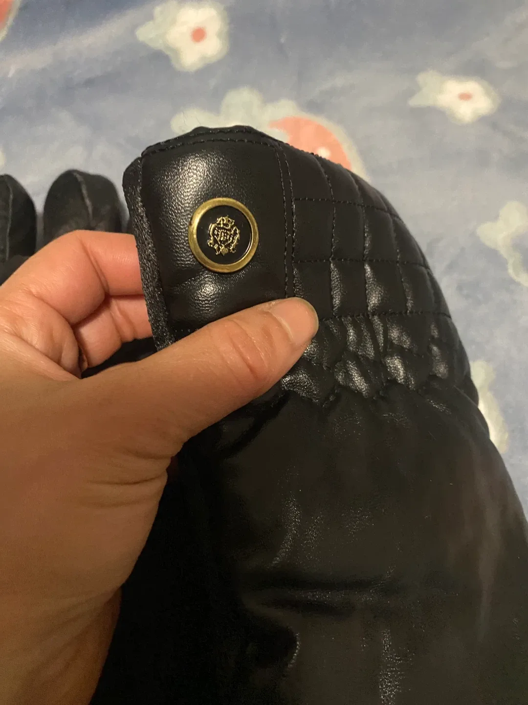 Black Leather Gloves image indicator(3)