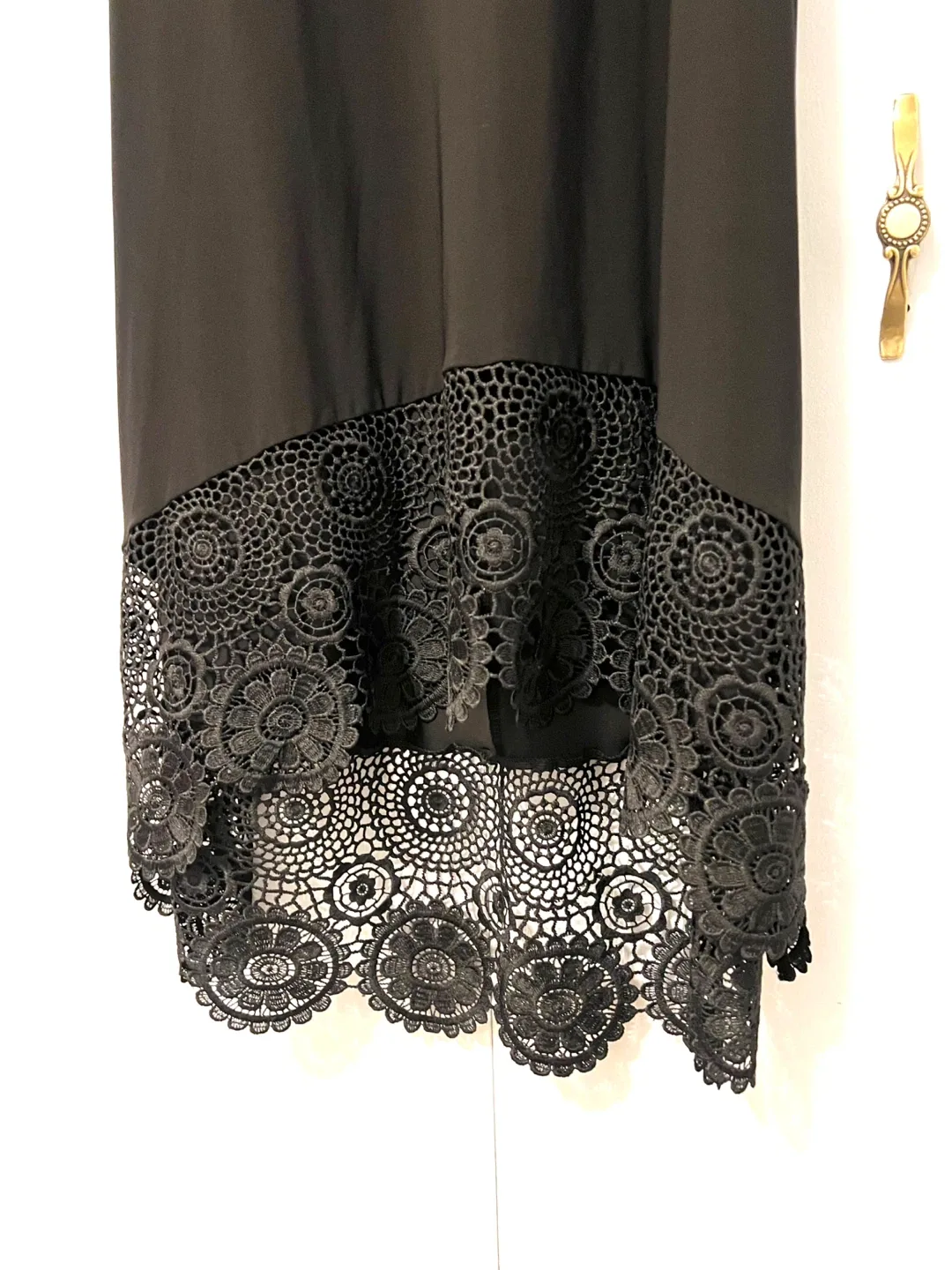 Nina Leonard Black Dress - Size M image indicator(4)