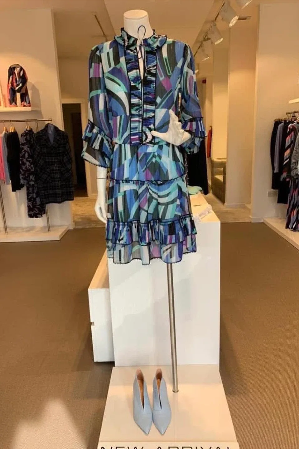 Marc Cain Abstract Print Sheer Ruffled Blouse/Dress size 12 image indicator(2)