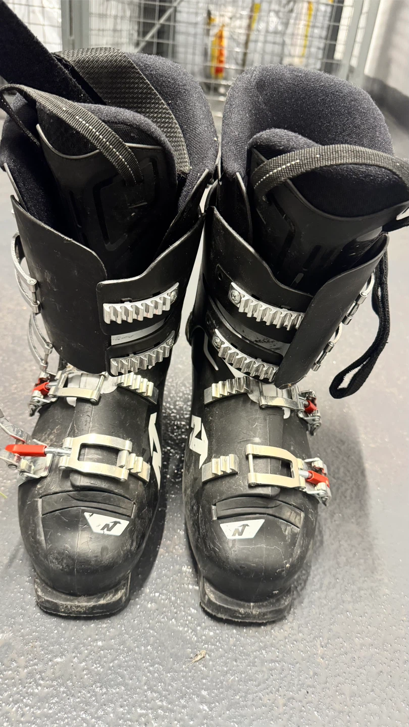 Men’s Nordica Cruise Ski Boots size 10 - photo 2