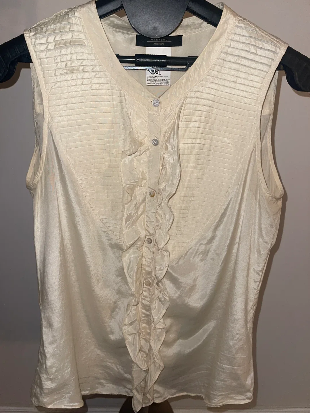 Max Mara Weekend Cream Ruffled Button-Down Blouse size 12 image indicator(2)