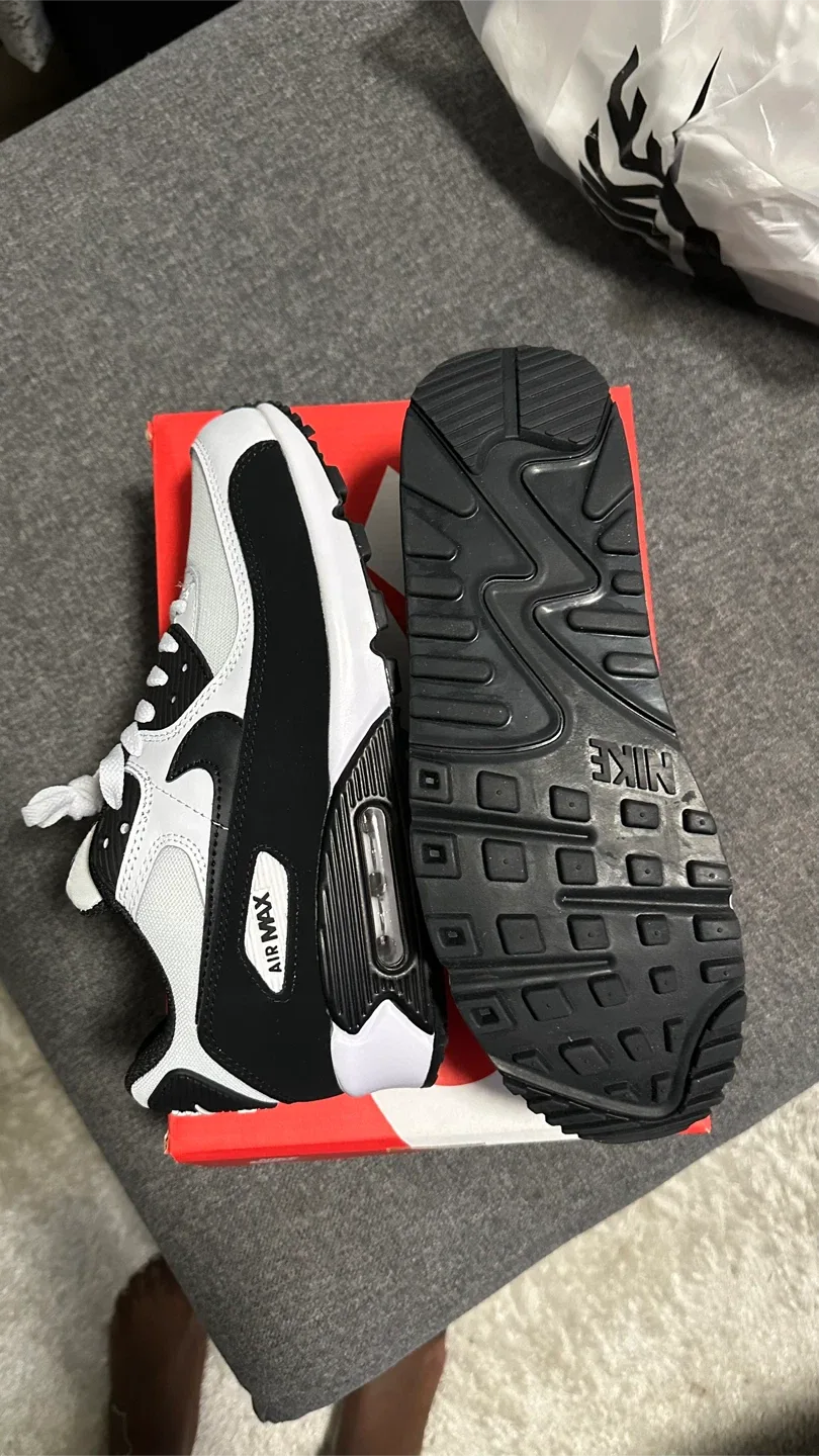 Nike Air Max 90 - Black & White available in size 7 , 8 & 9.5 image indicator(3)