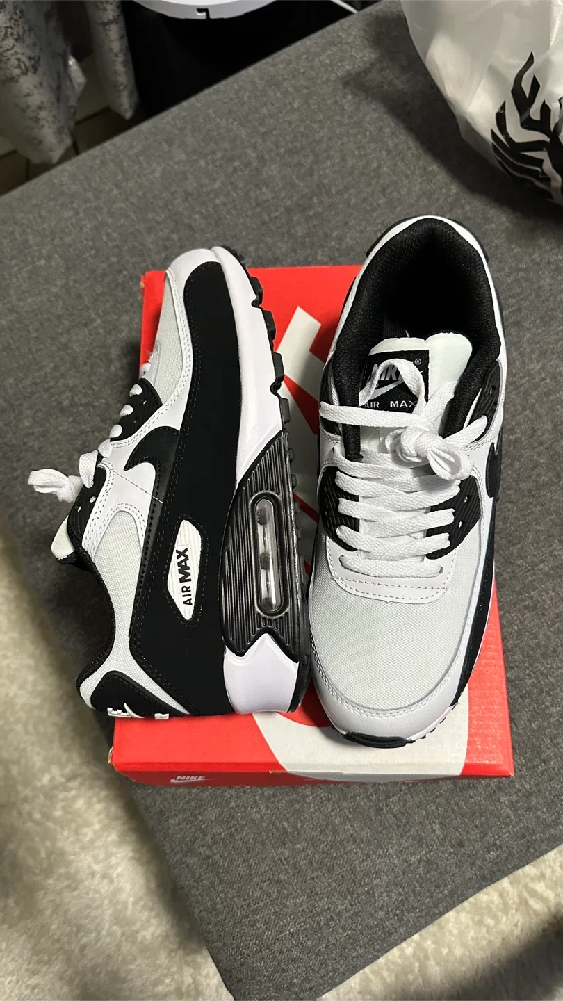 Nike Air Max 90 - Black & White available in size 7 , 8 & 9.5 image indicator(2)