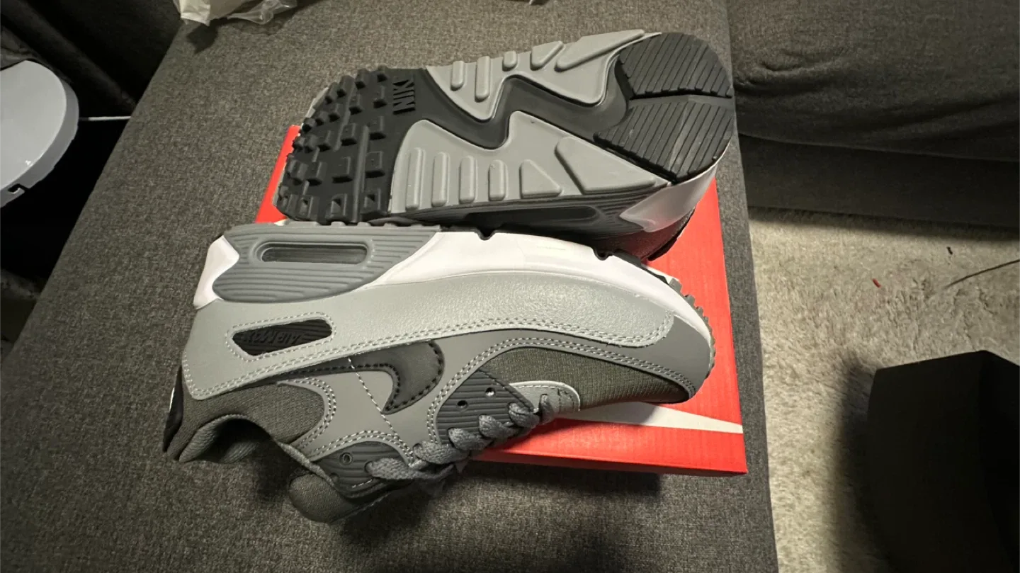Nike Air Max 90 Grey available in size 7 , 8 , 8.5 & 9.5 image indicator(5)