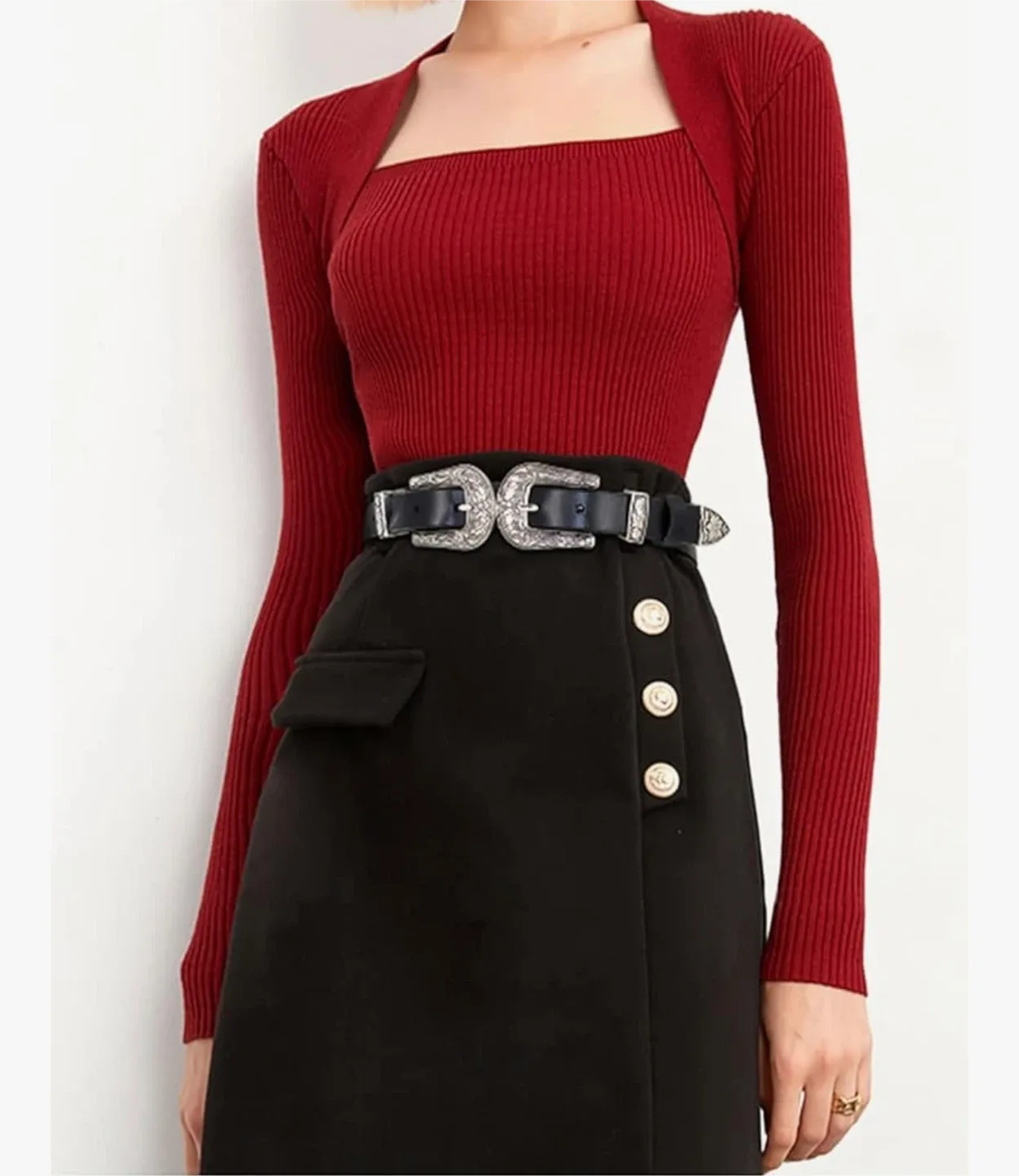 Pieces Black Double Buckle Belt with Silver Accents image indicator(5)