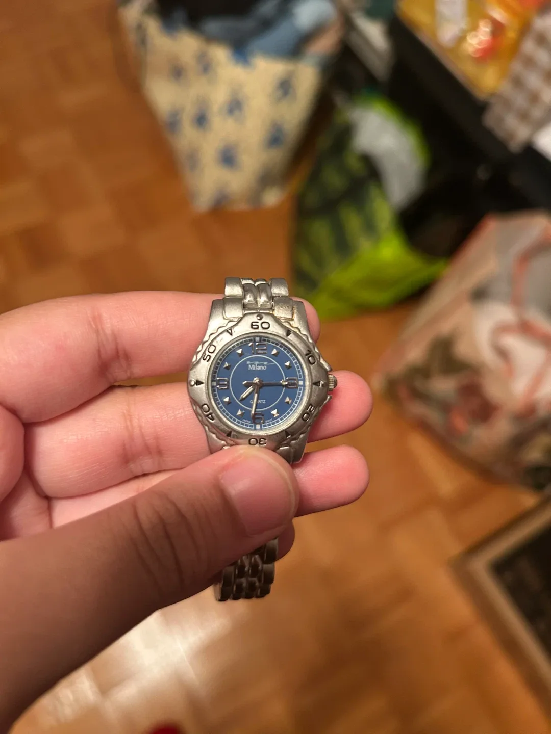 Vintage Milano Quartz Watch - Blue Face (NEEDS BATTERY) image indicator(2)