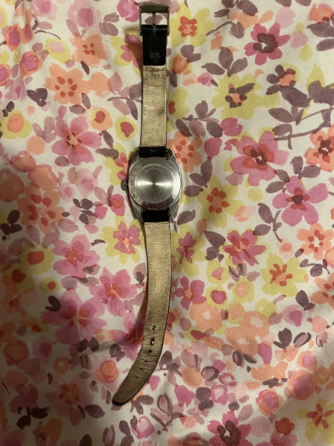 Timex Ladies' Vintage Watch (BATTERY NEEDED) image indicator(3)