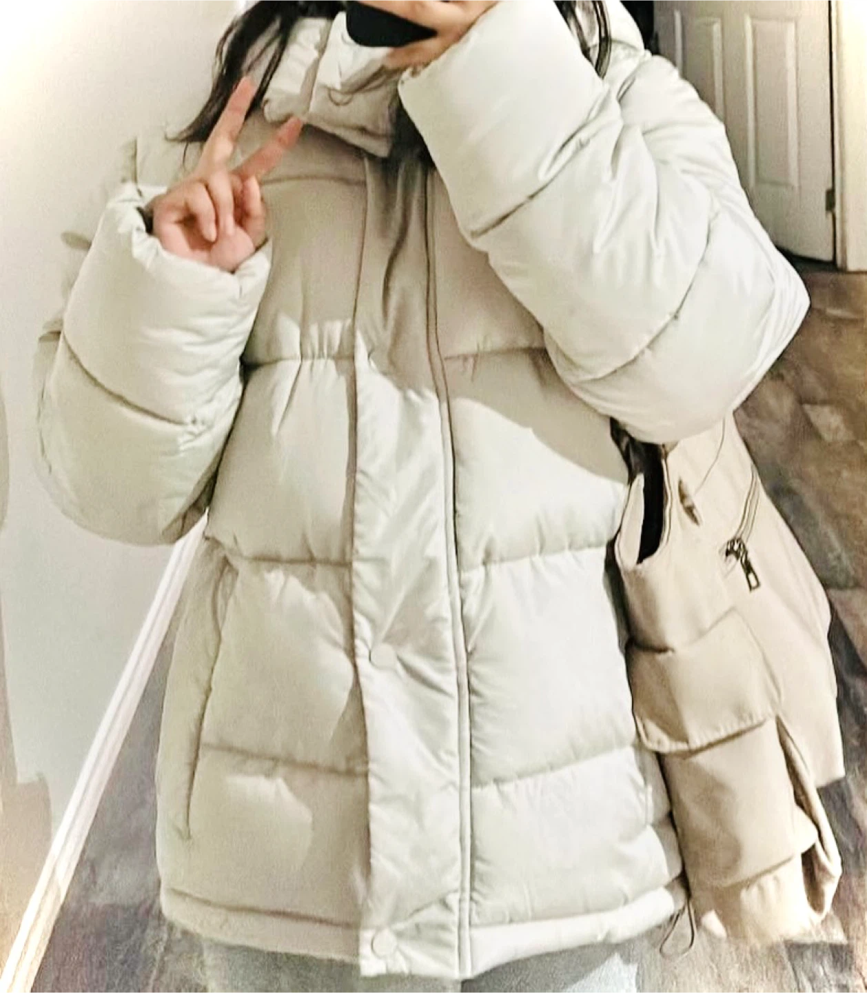Puffer Jacket - Beige