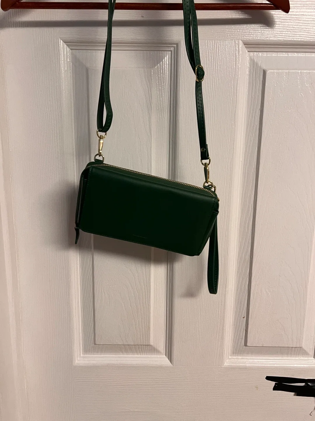 Green Crossbody Wallet thumbnail