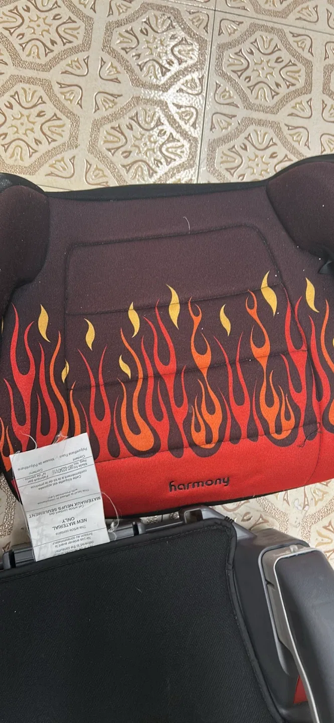 Graco & Harmony Booster Seats image indicator(2)